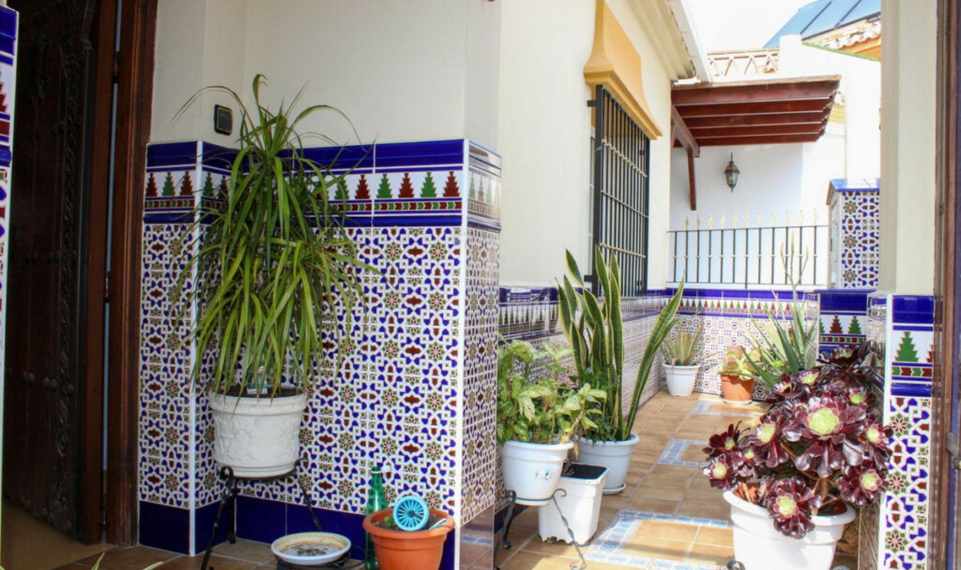 Resale - House -
Nerja