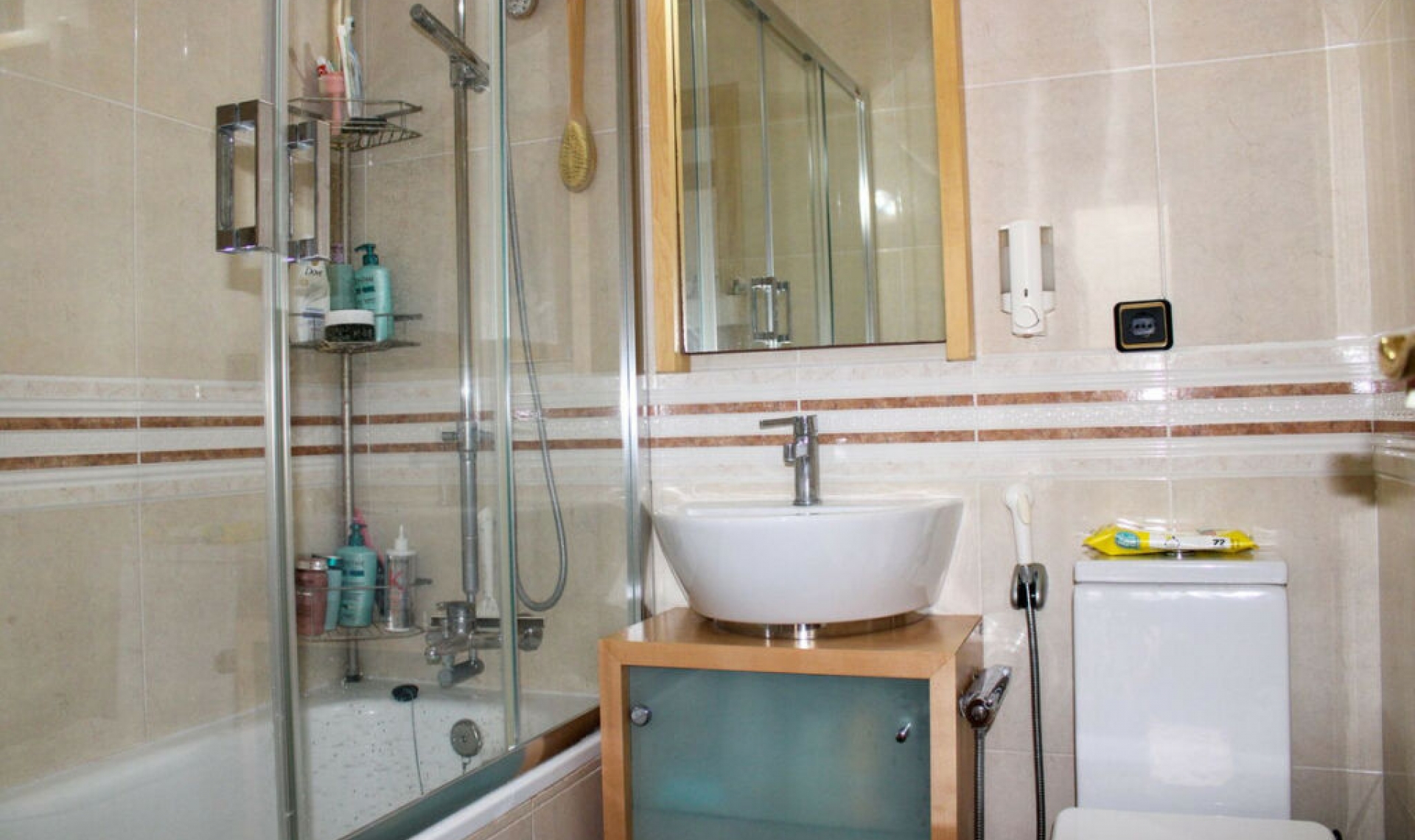 Resale - House -
Nerja