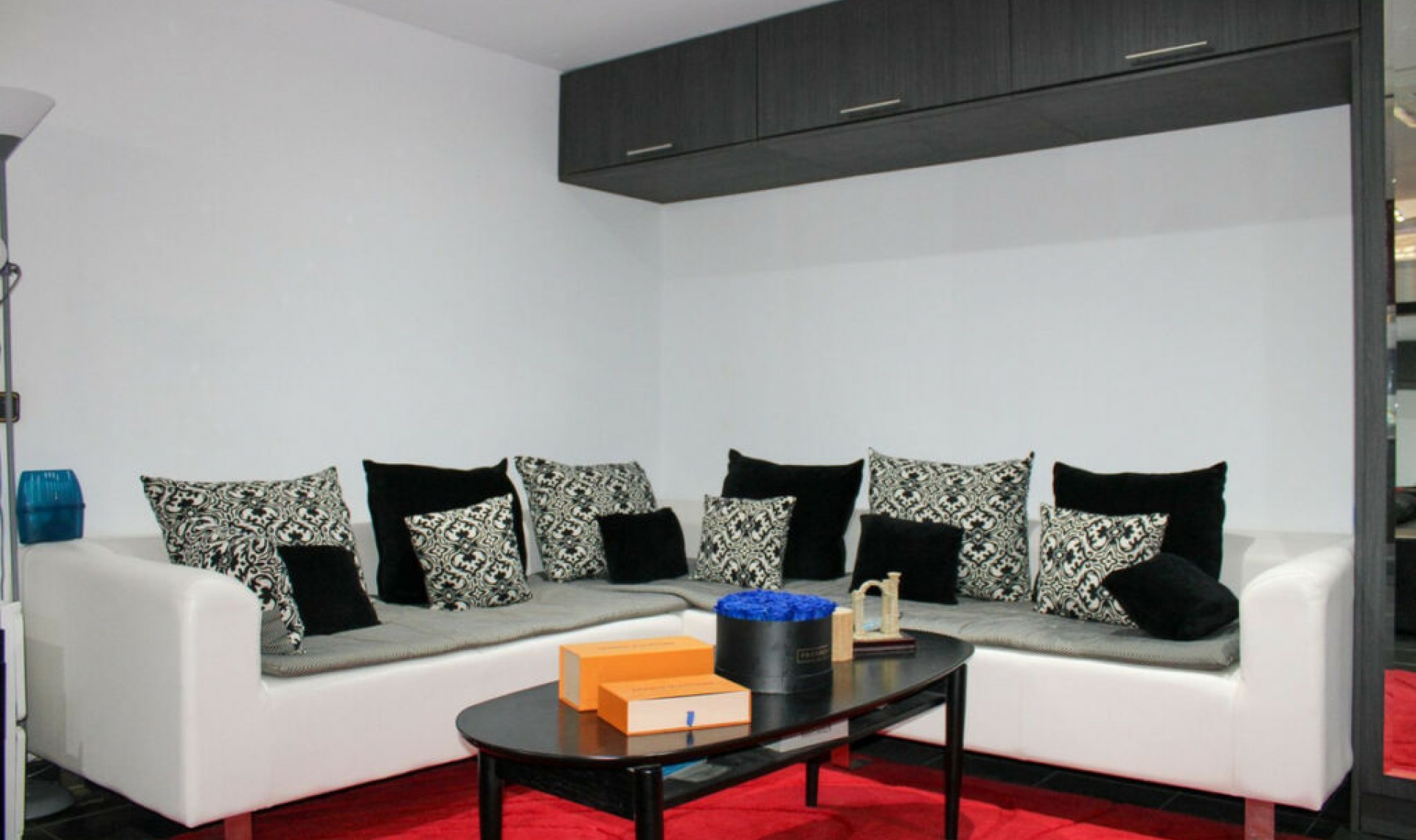 Resale - House -
Nerja