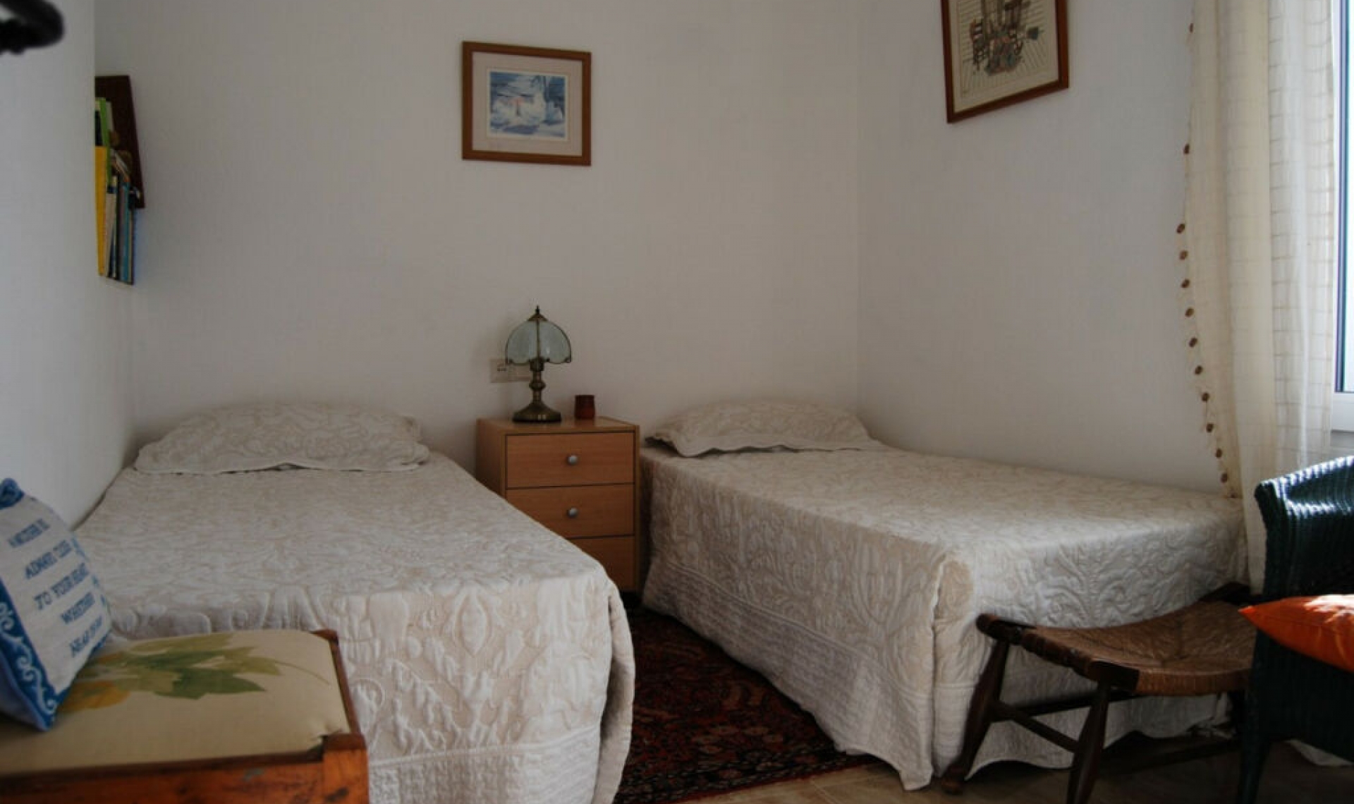 Resale - House -
Nerja