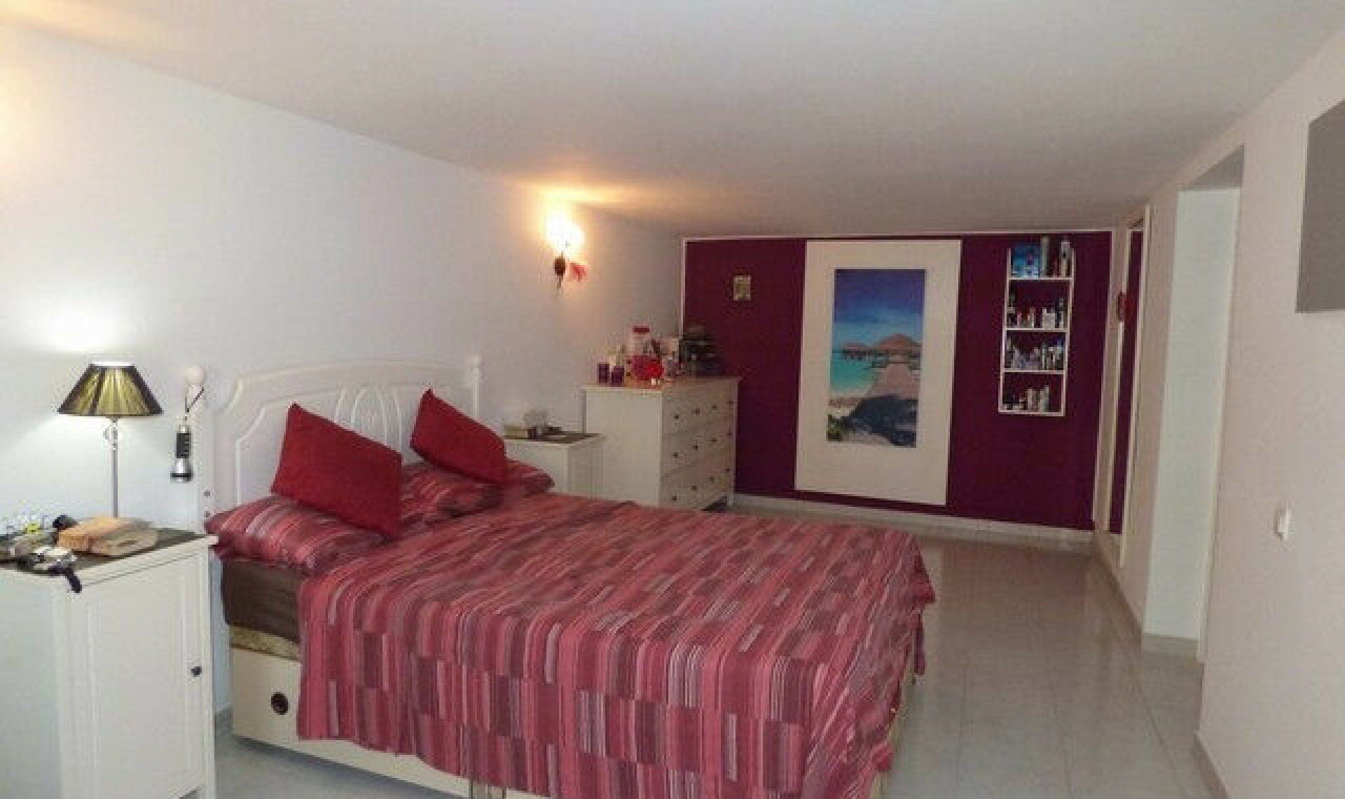 Resale - House -
Nerja