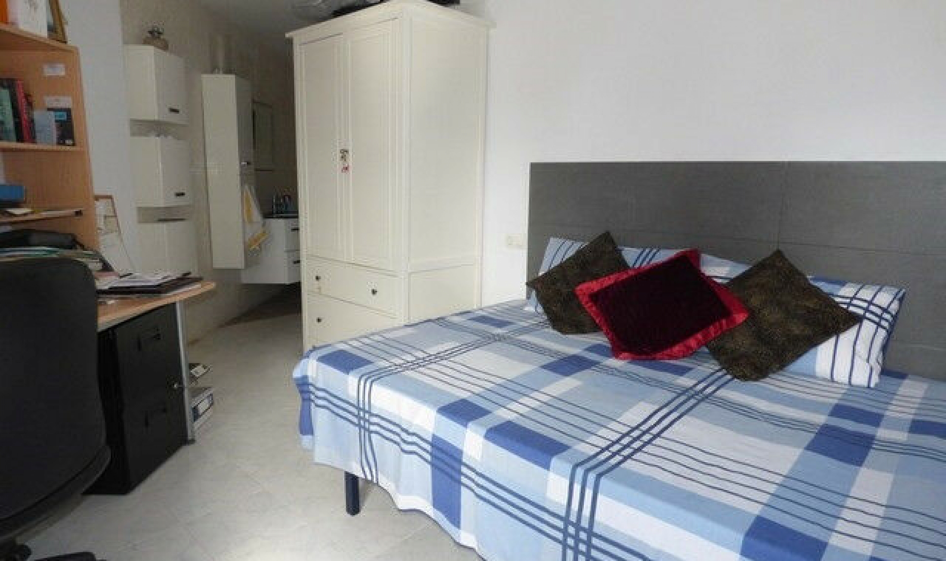 Resale - House -
Nerja