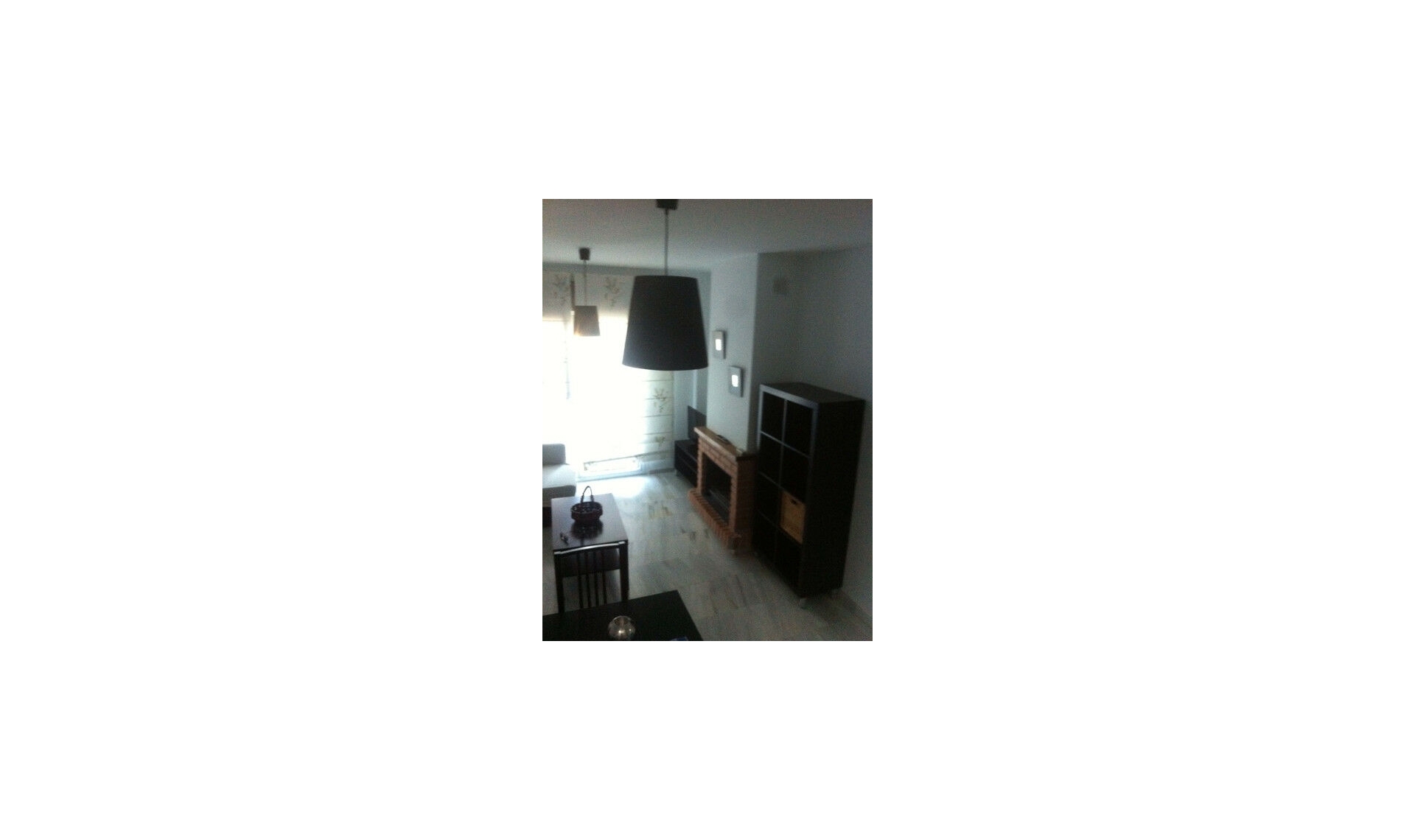 Resale - House -
Nerja