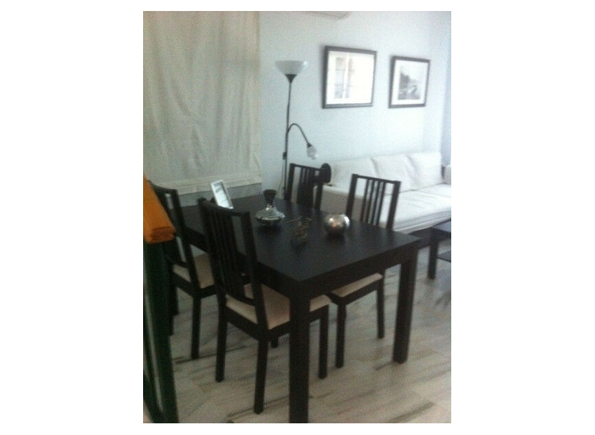 Resale - House -
Nerja