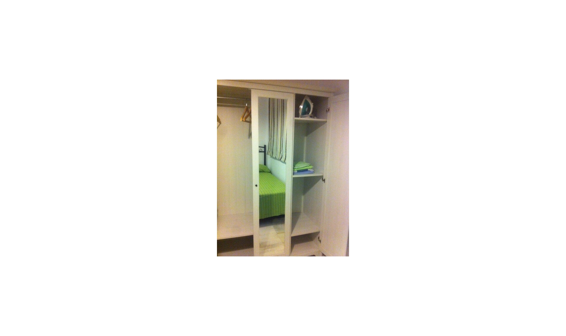 Resale - House -
Nerja