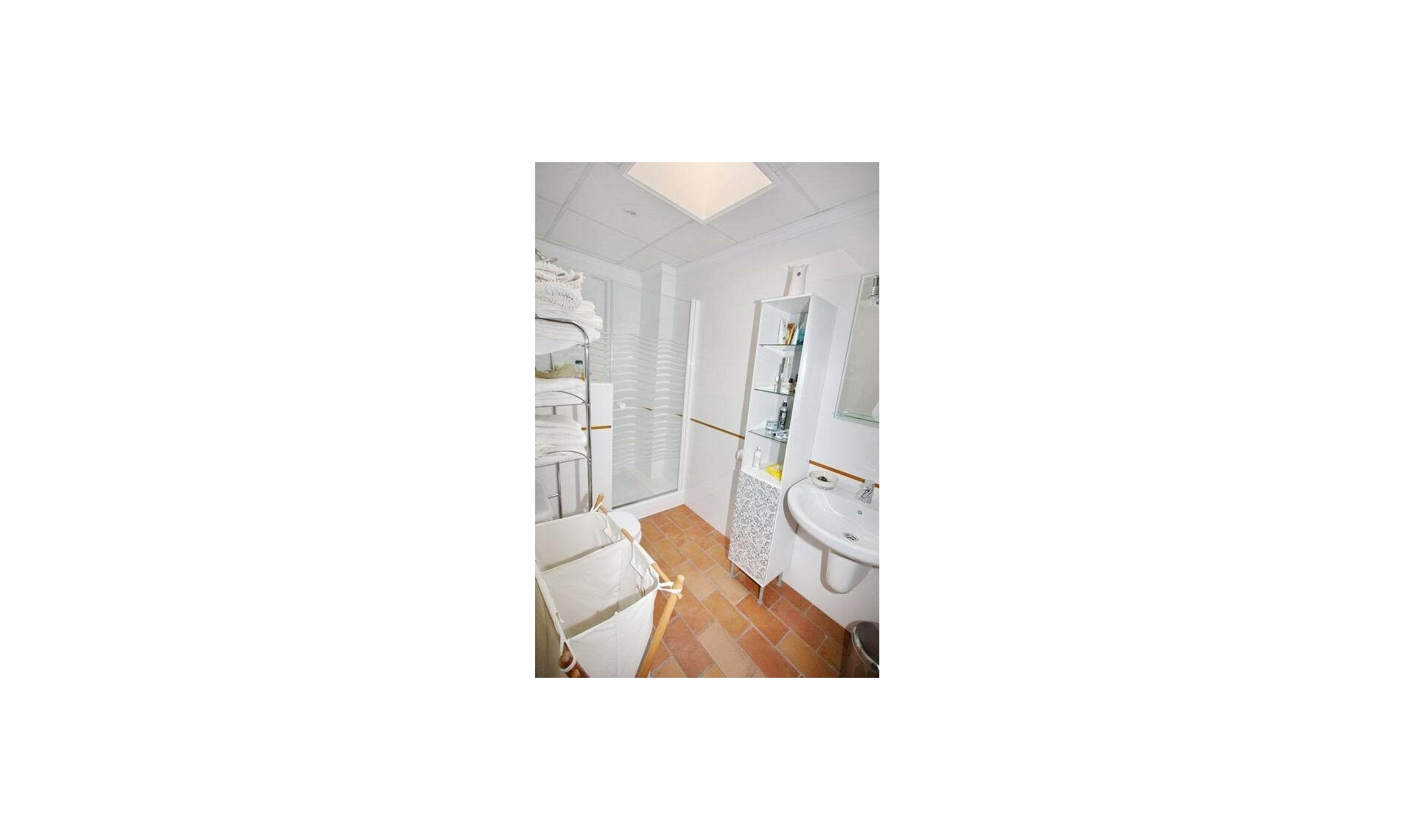 Resale - House -
Nerja