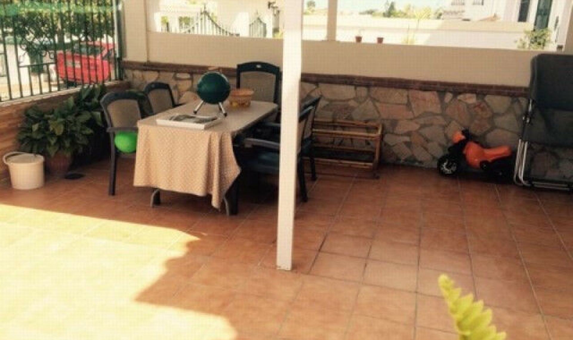 Resale - House -
Nerja