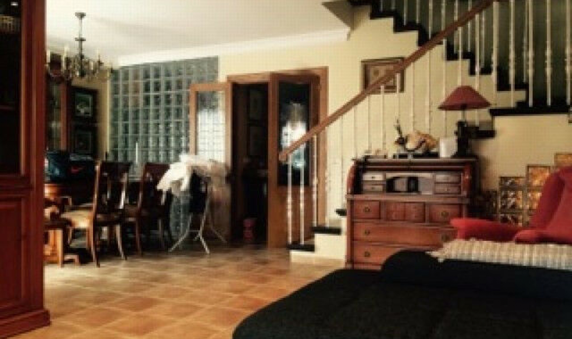 Resale - House -
Nerja