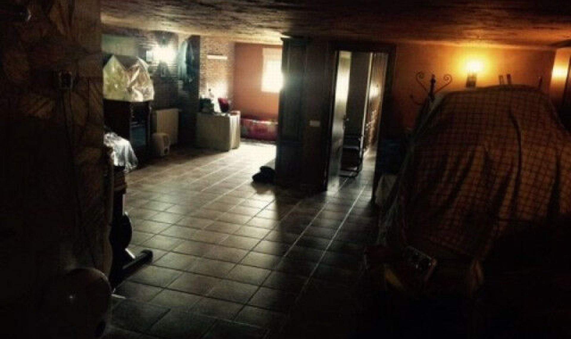 Resale - House -
Nerja