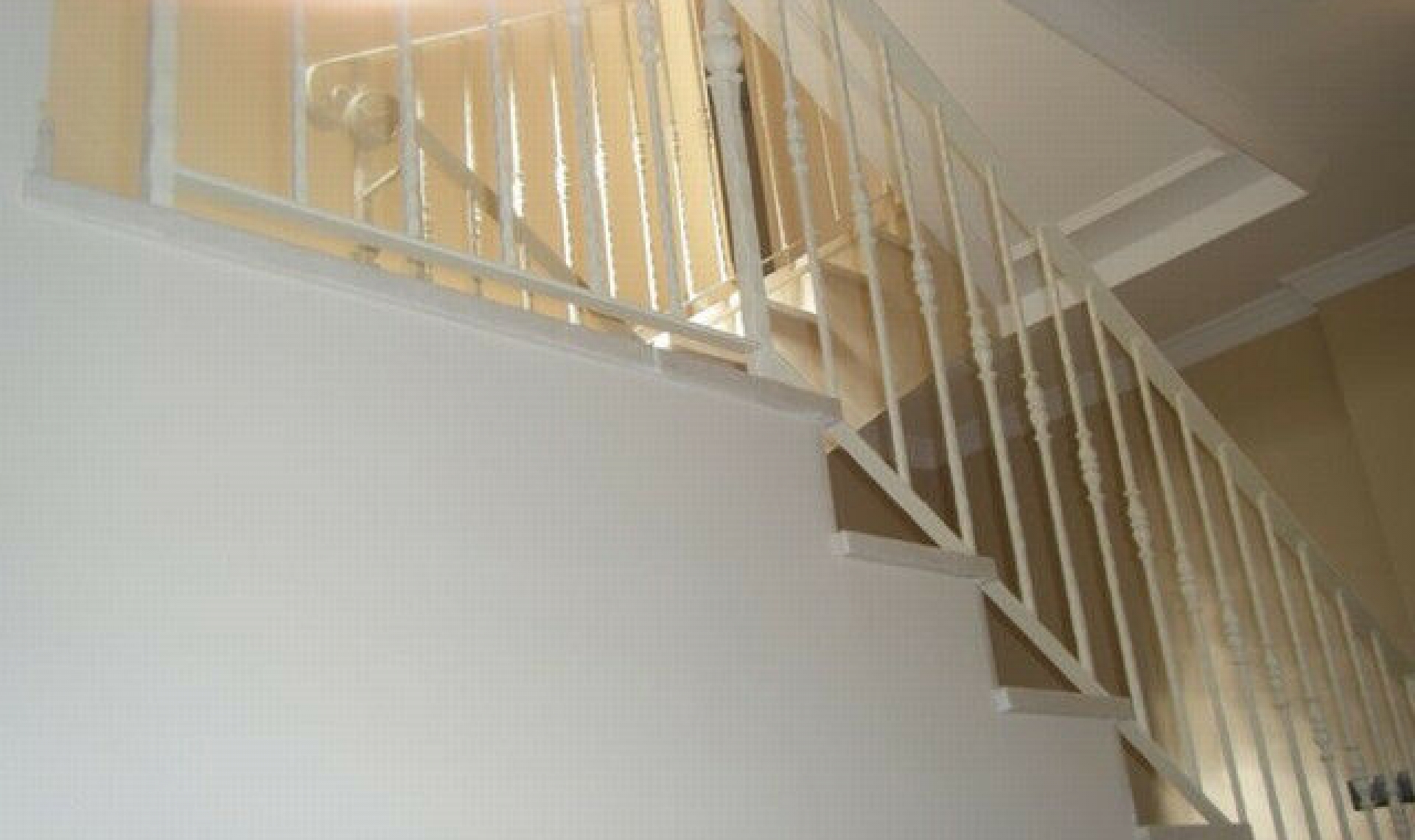 Resale - House -
Nerja