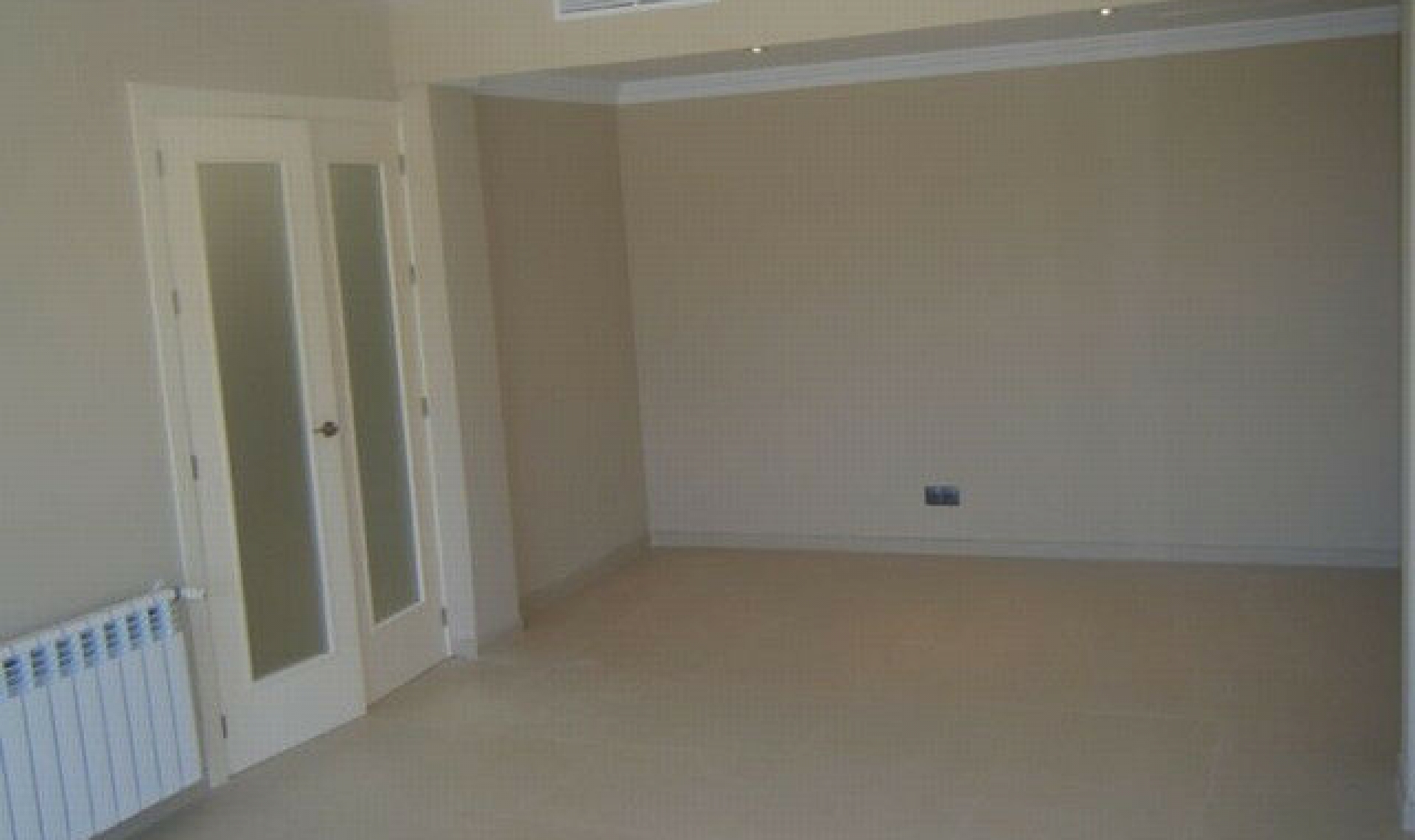 Resale - House -
Nerja