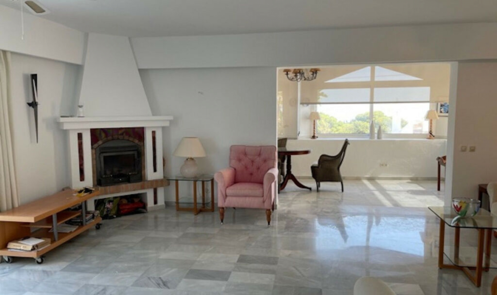 Resale - House -
Nerja