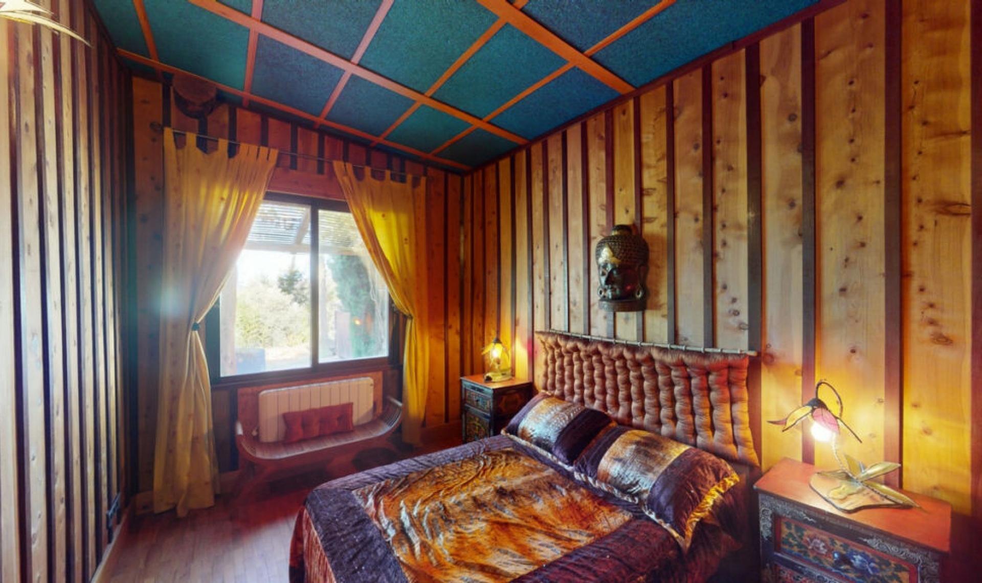 Resale - House -
Nerja