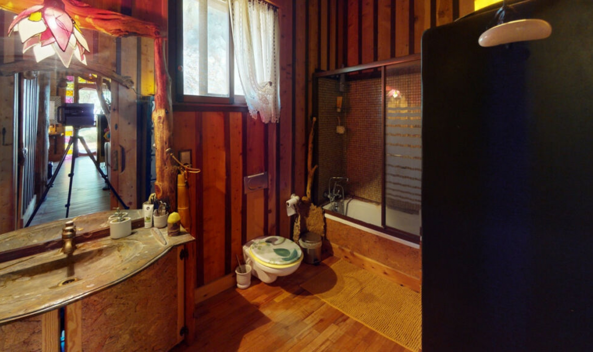 Resale - House -
Nerja