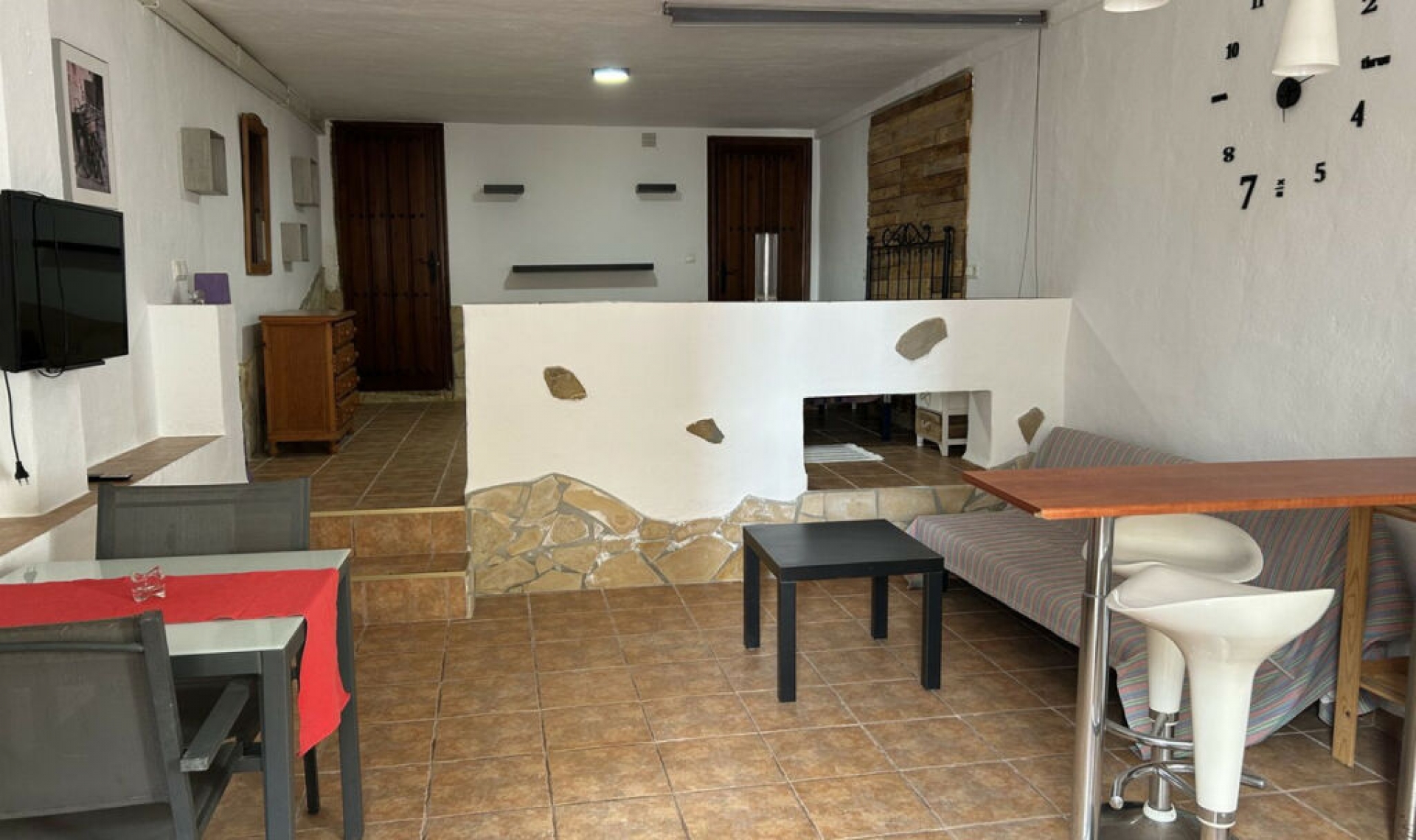 Resale - House -
Nerja