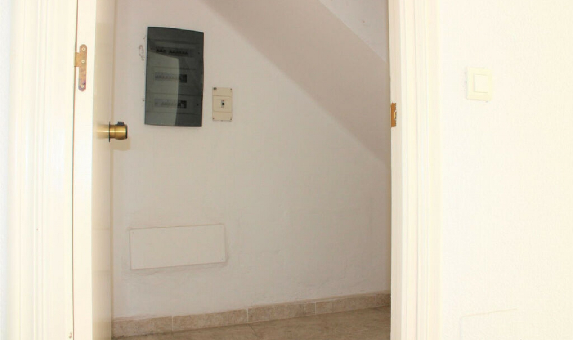 Resale - House -
Nerja