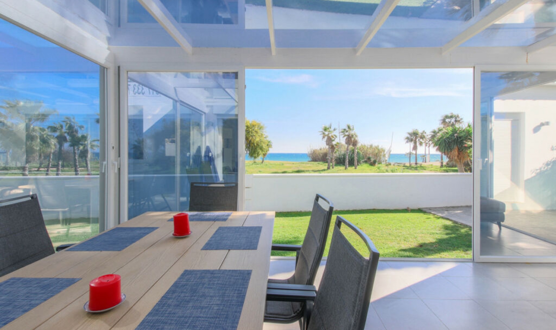 Resale - House -
New Golden Mile
