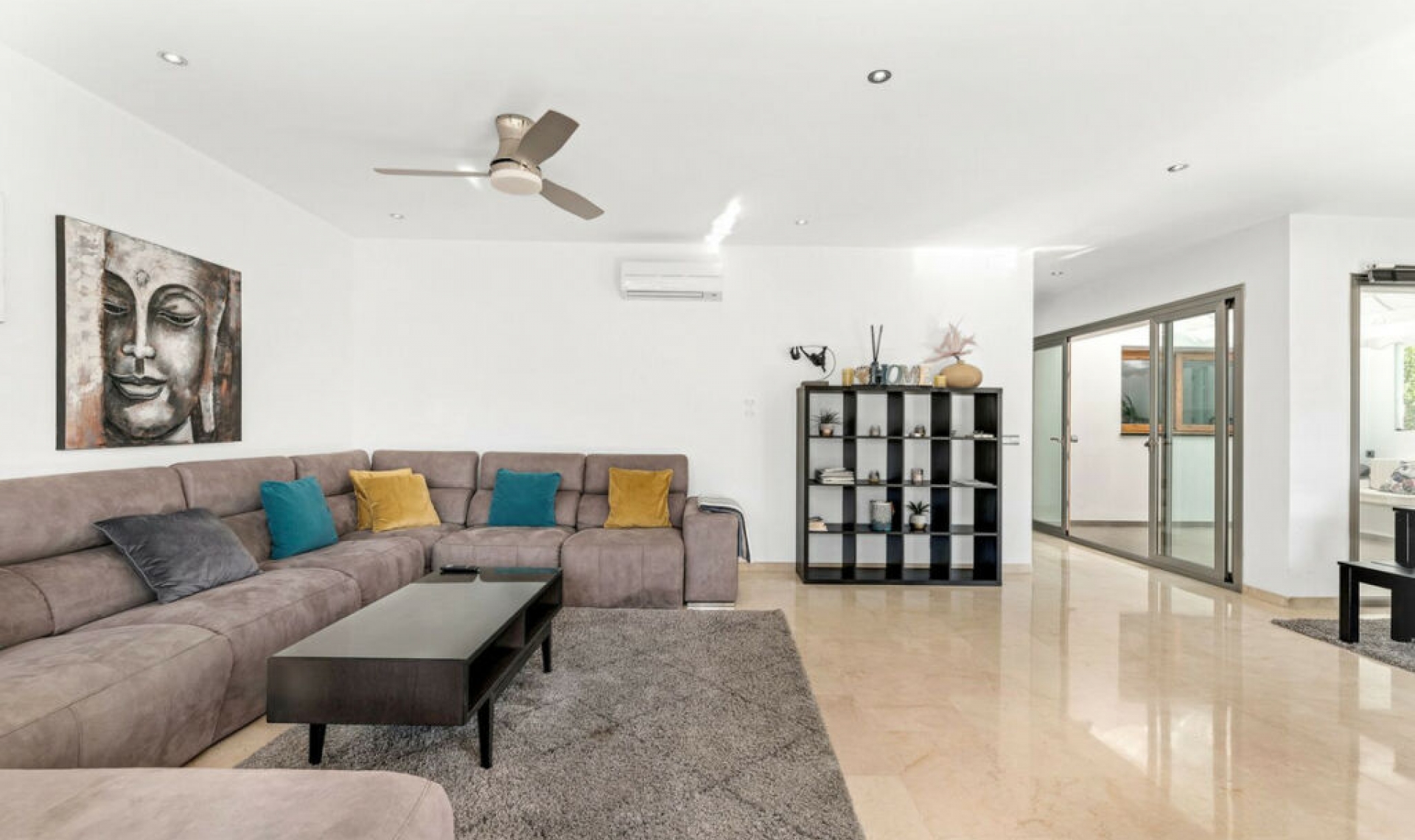 Resale - House -
Nueva Andalucía