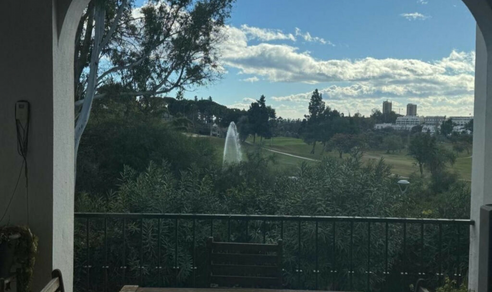 Resale - House -
Nueva Andalucía