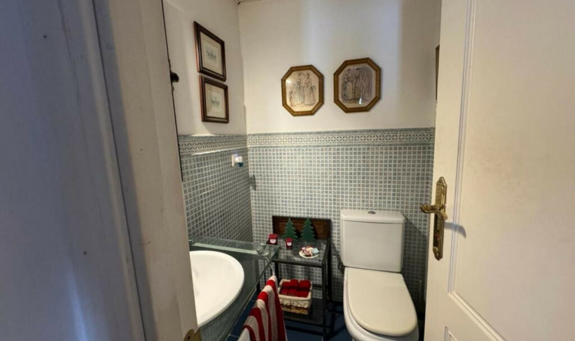 Resale - House -
Nueva Andalucía