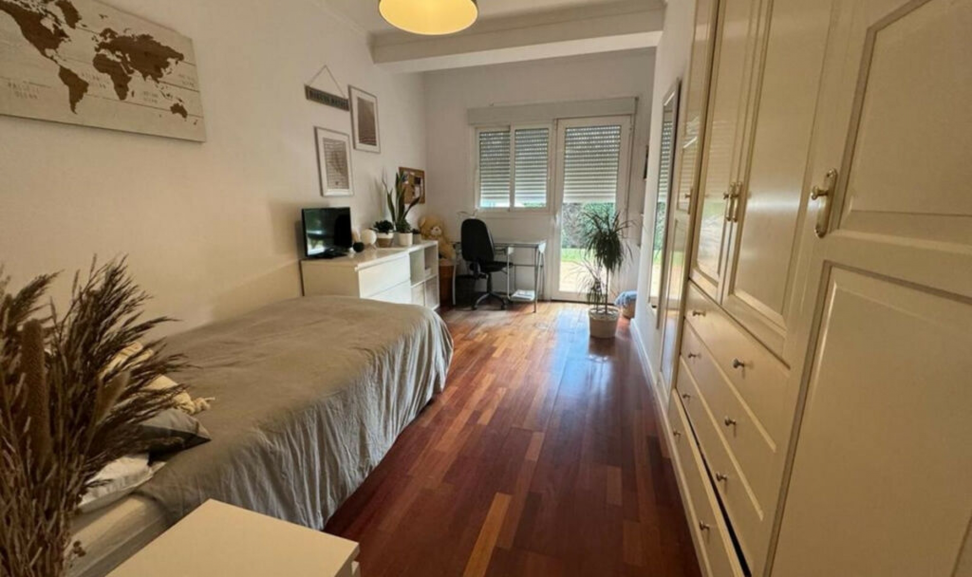 Resale - House -
Nueva Andalucía