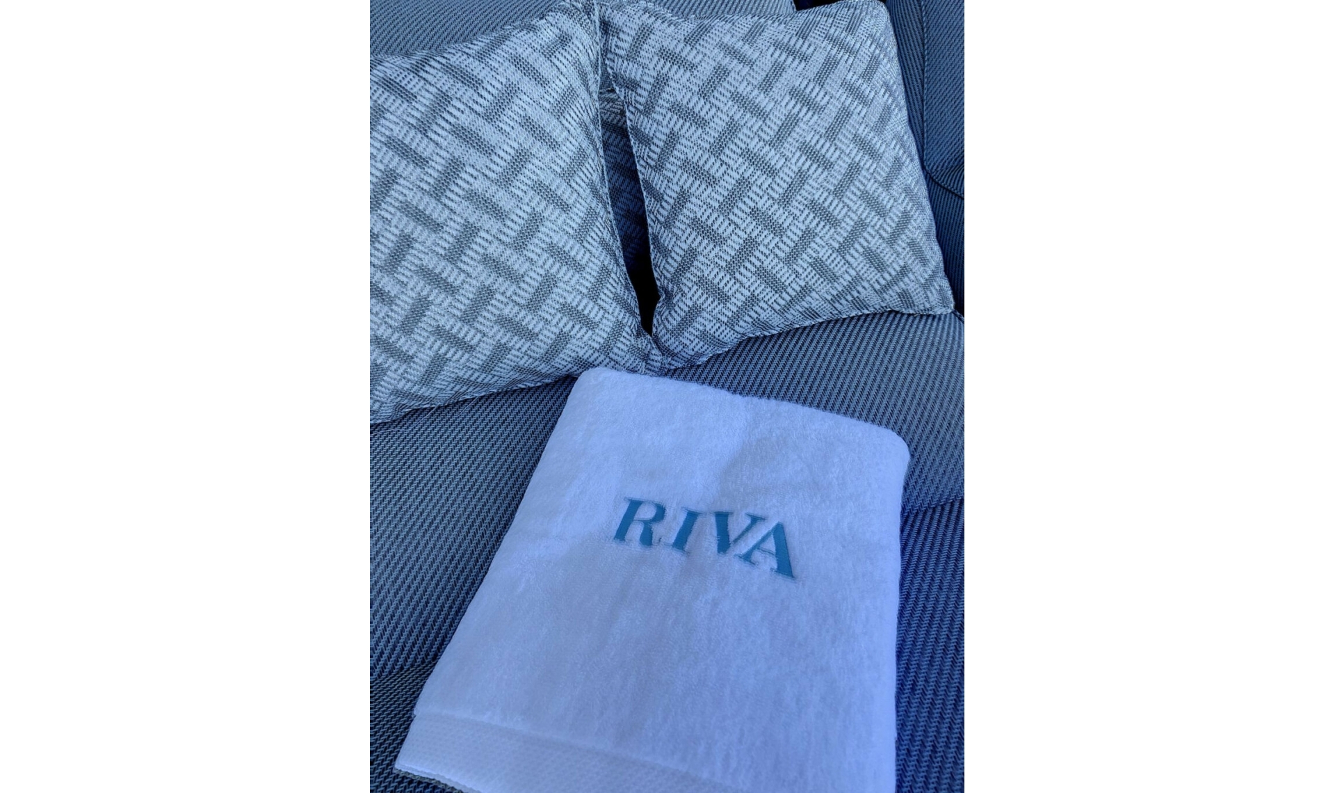 Resale - House -
Nueva Andalucía