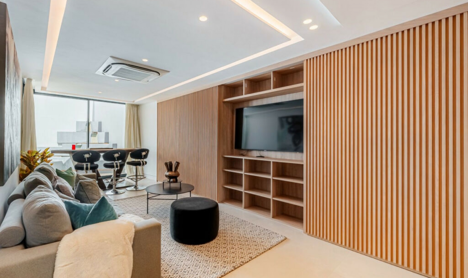 Resale - House -
Nueva Andalucía