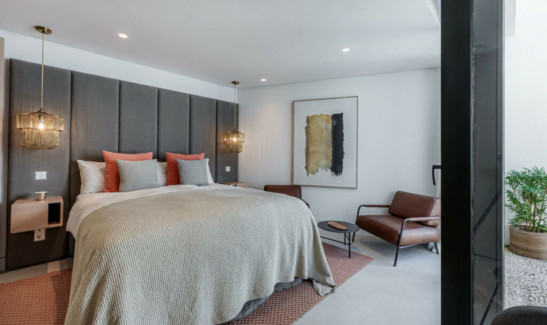 Resale - House -
Nueva Andalucía