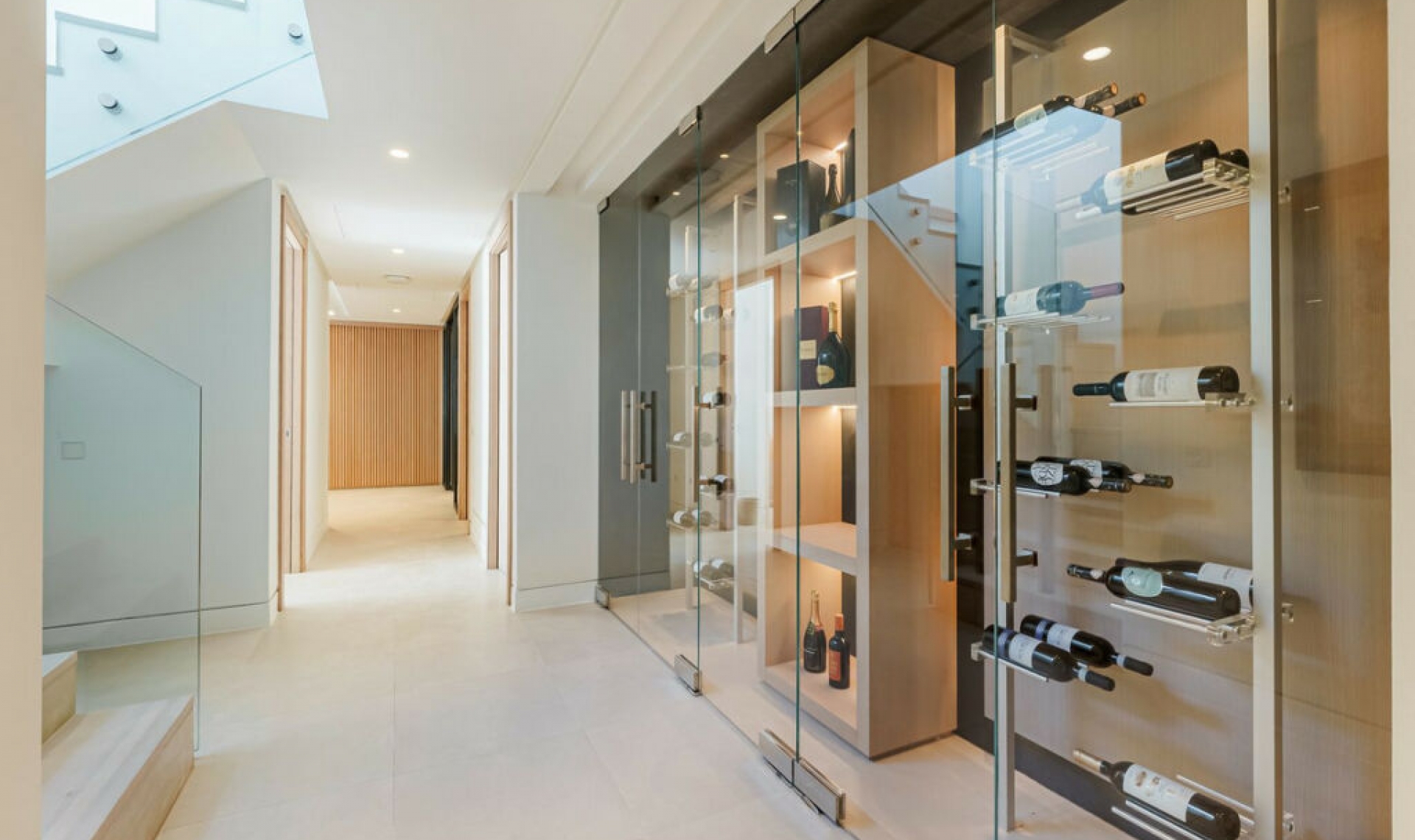 Resale - House -
Nueva Andalucía