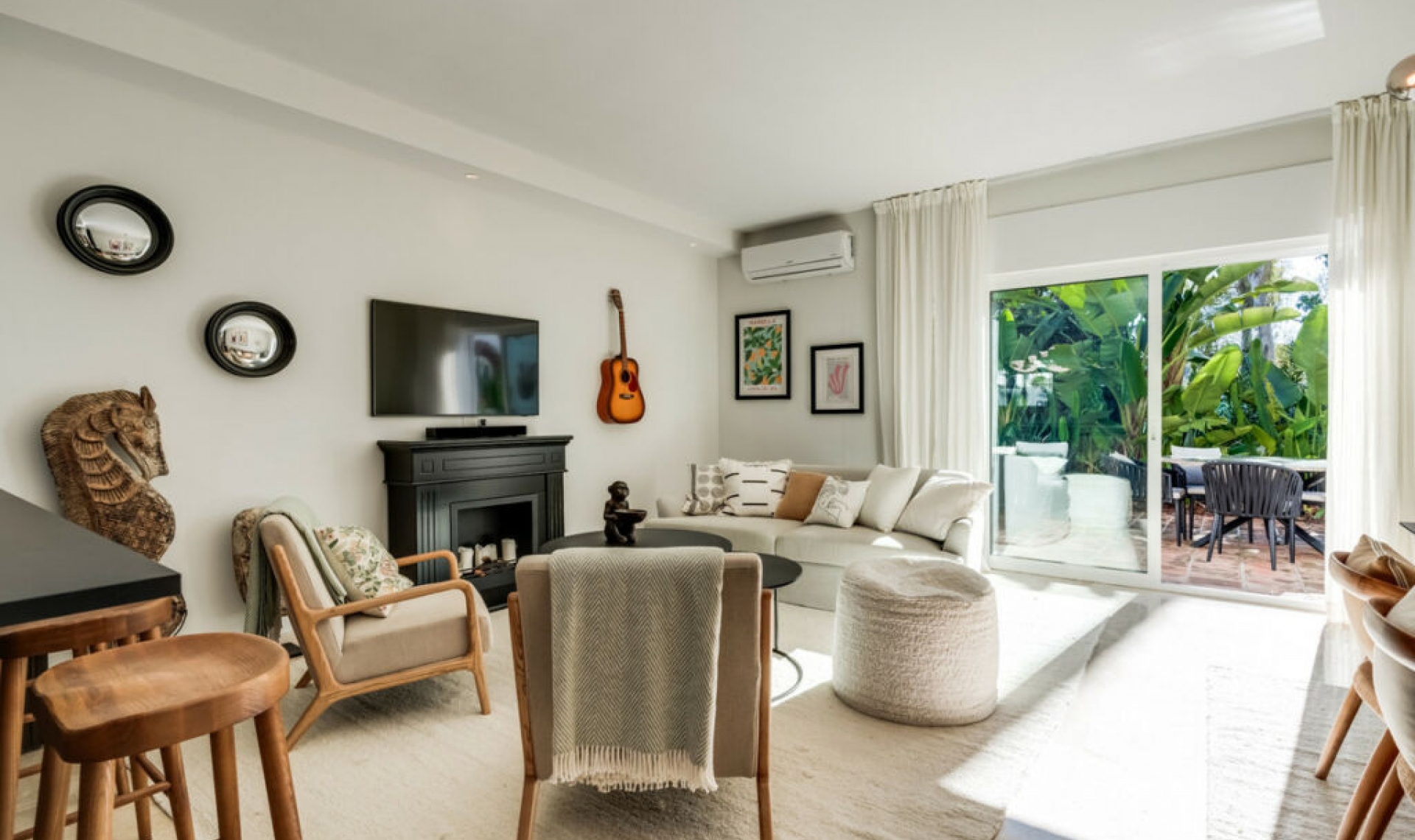 Resale - House -
Nueva Andalucía