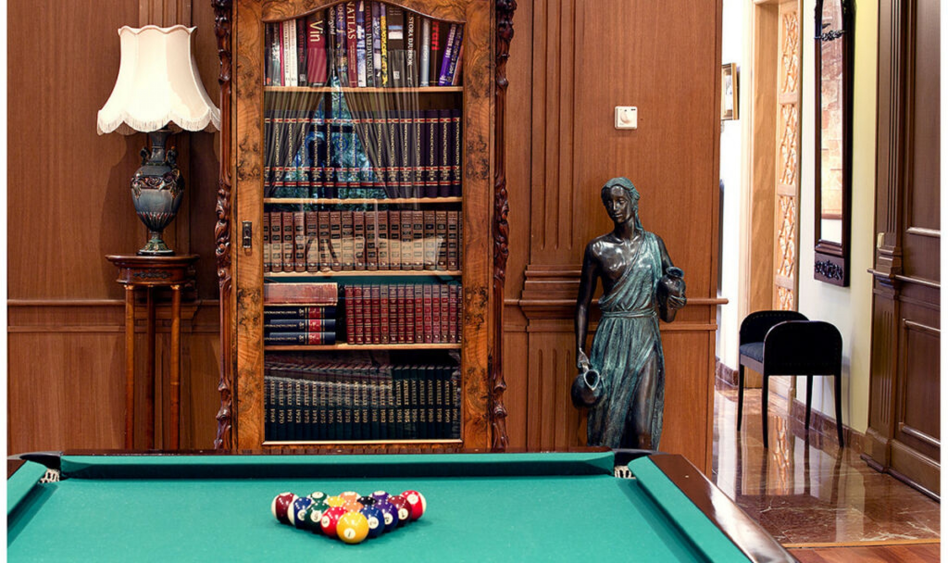 Resale - House -
Nueva Andalucía