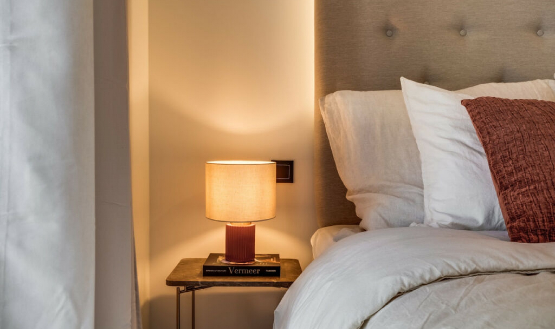 Resale - House -
Nueva Andalucía