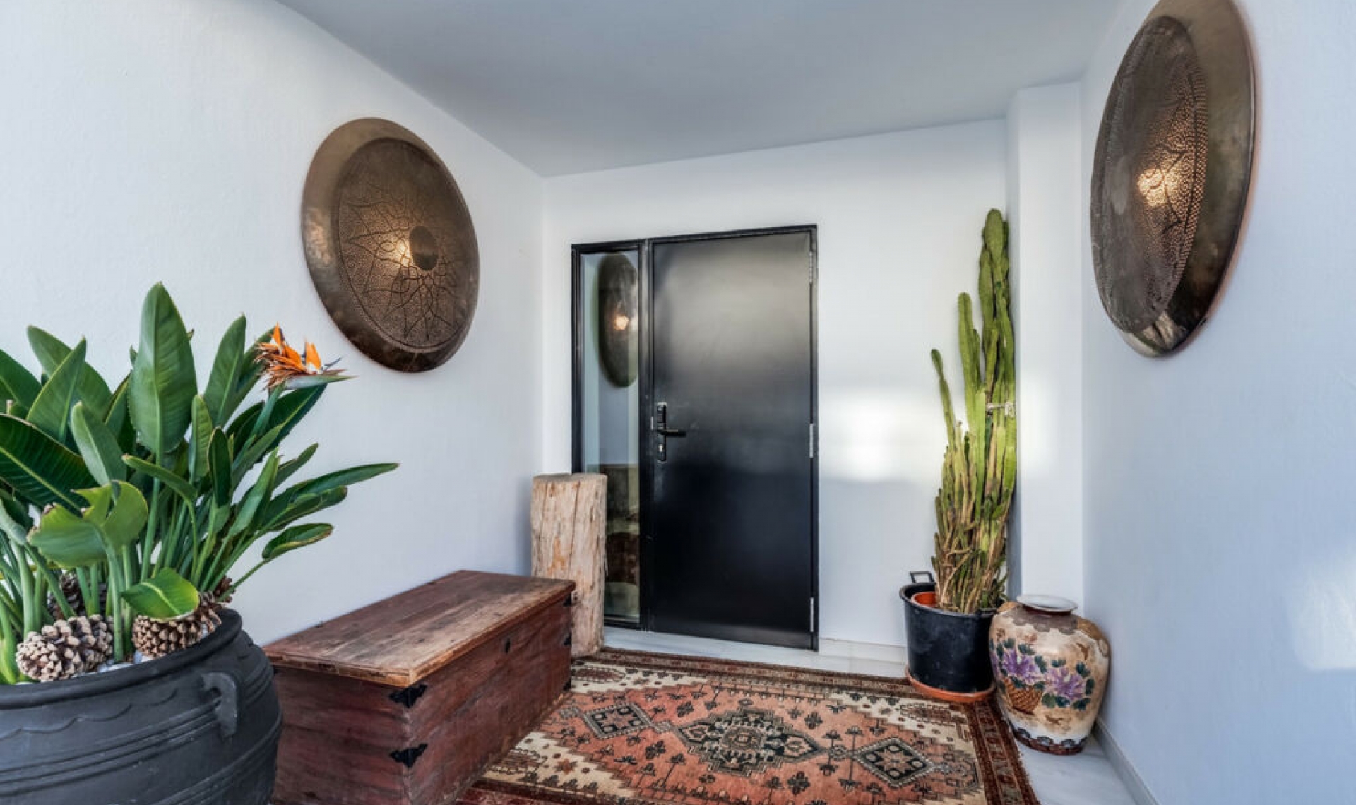 Resale - House -
Nueva Andalucía