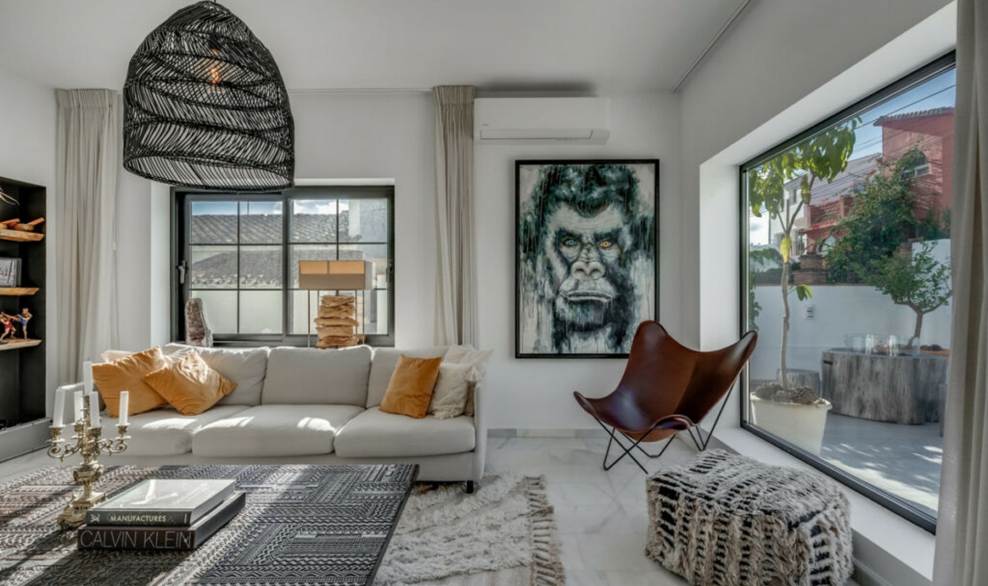 Resale - House -
Nueva Andalucía
