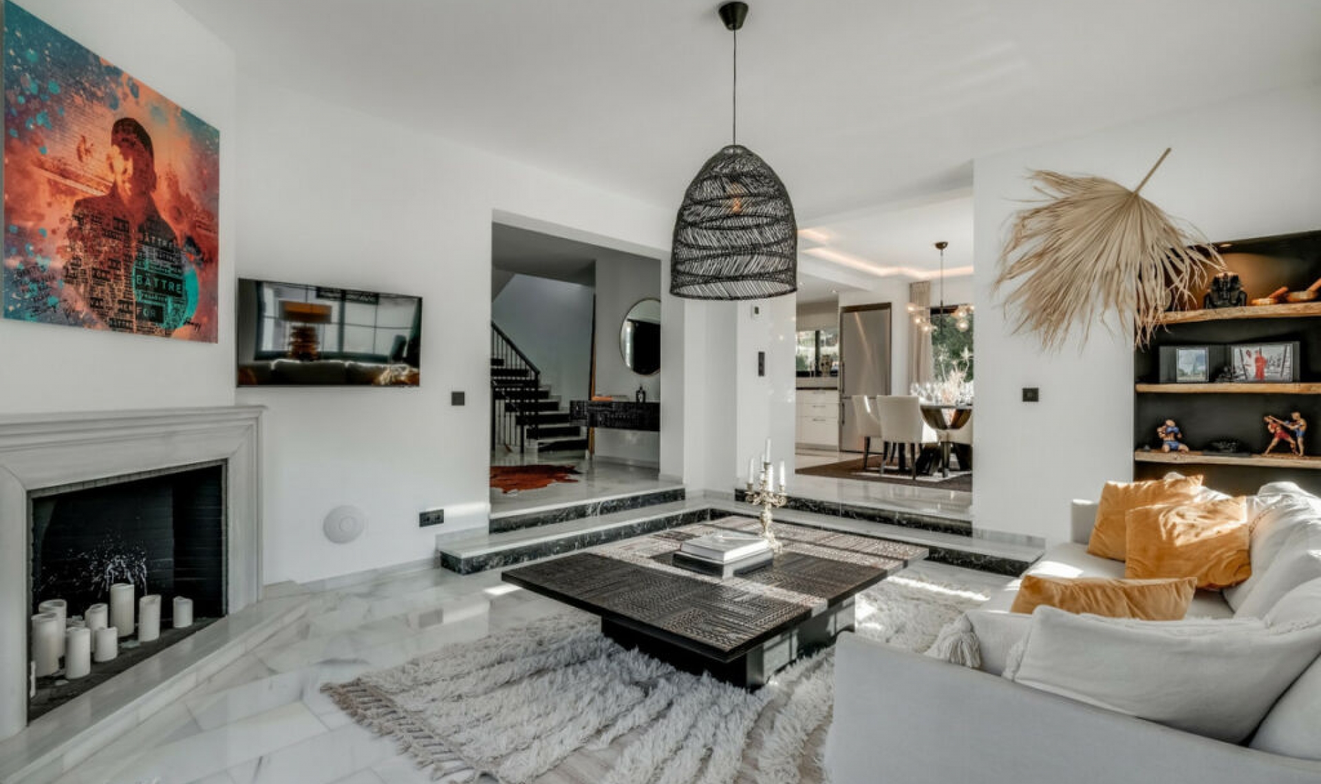 Resale - House -
Nueva Andalucía