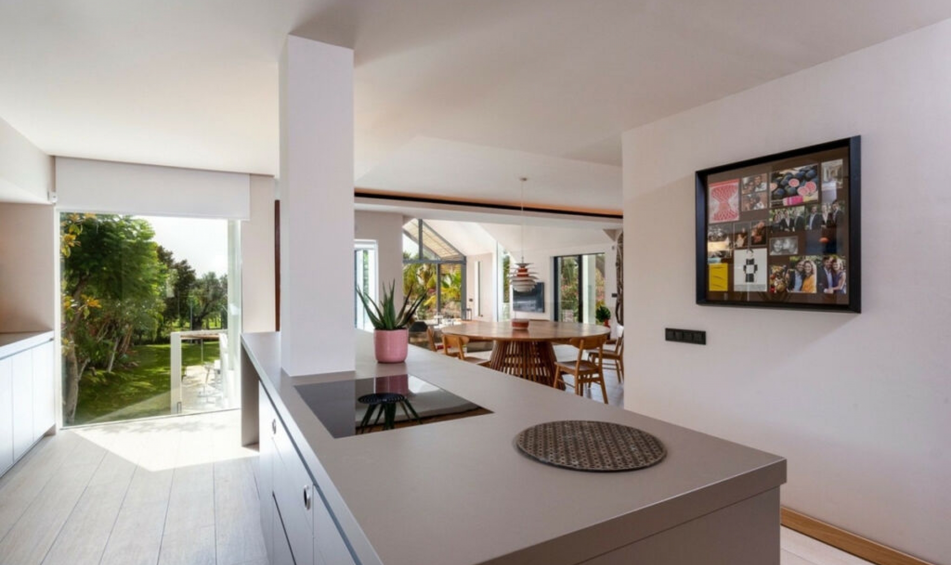 Resale - House -
Nueva Andalucía