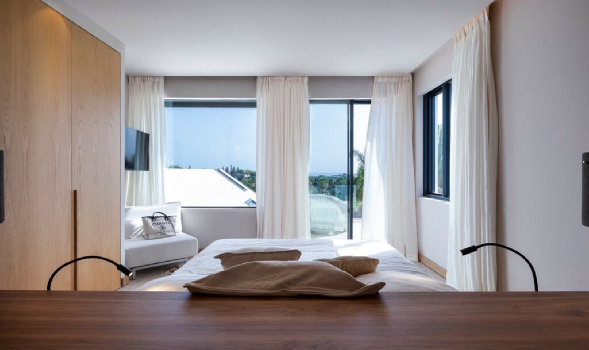 Resale - House -
Nueva Andalucía