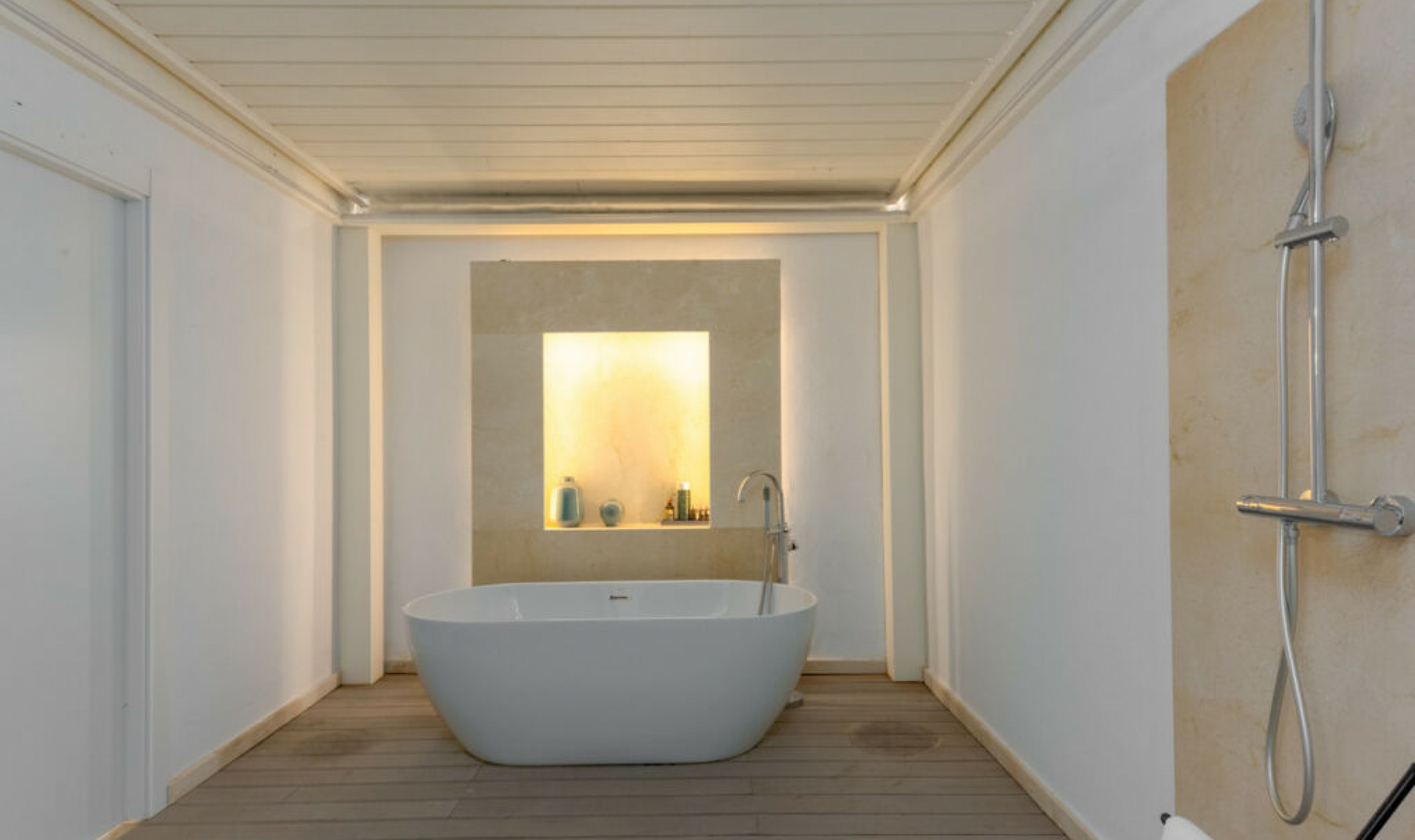 Resale - House -
Nueva Andalucía