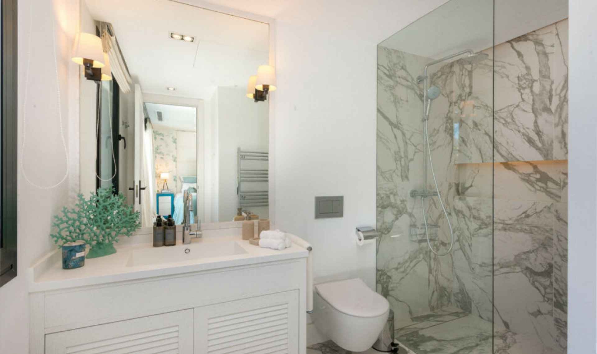 Resale - House -
Nueva Andalucía