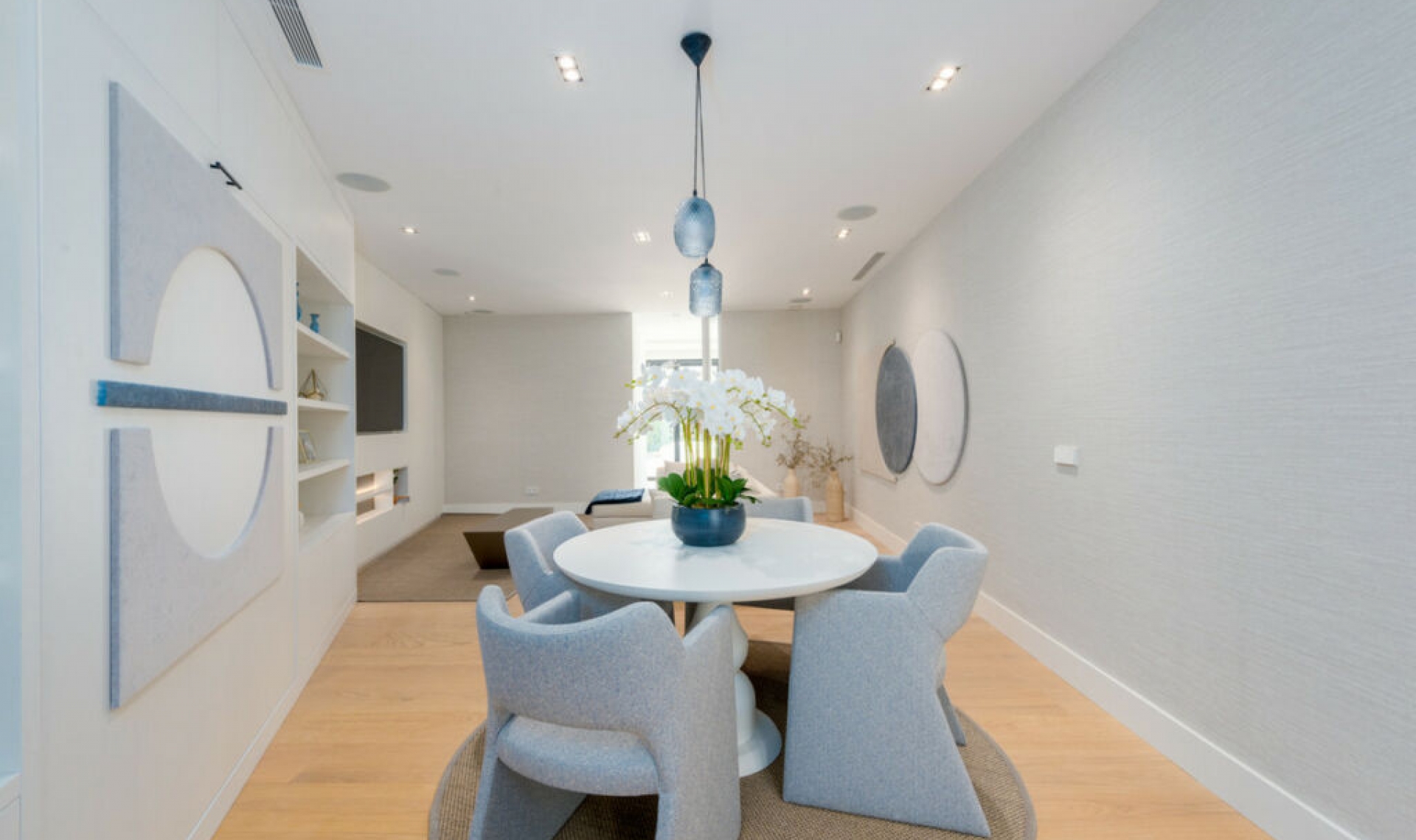 Resale - House -
Nueva Andalucía