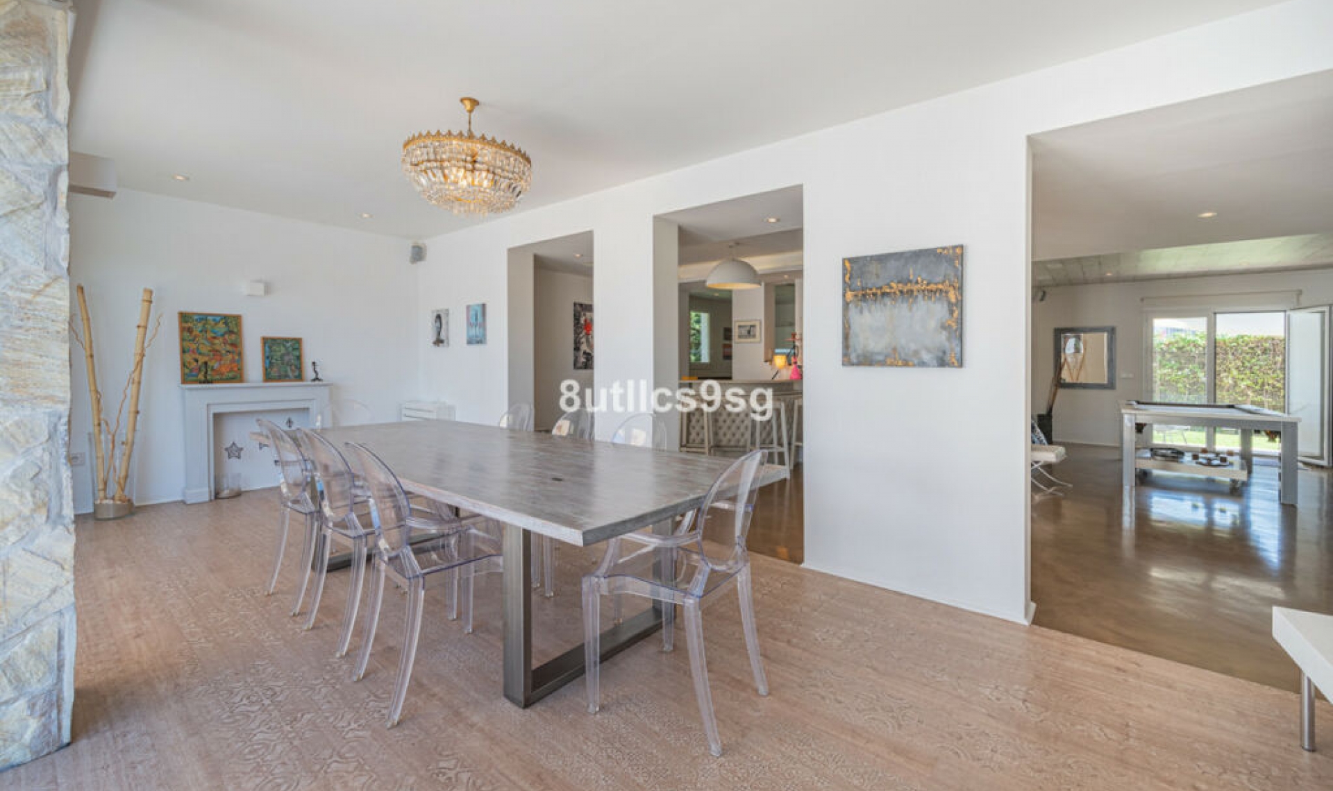 Resale - House -
Nueva Andalucía