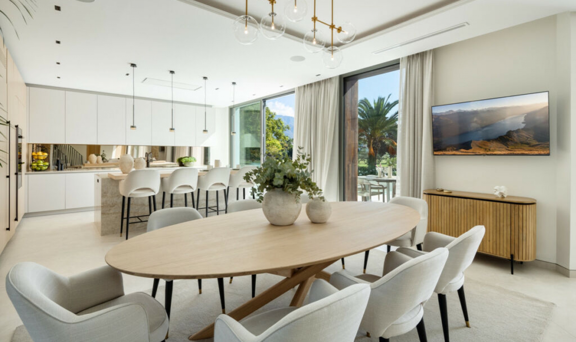 Resale - House -
Nueva Andalucía