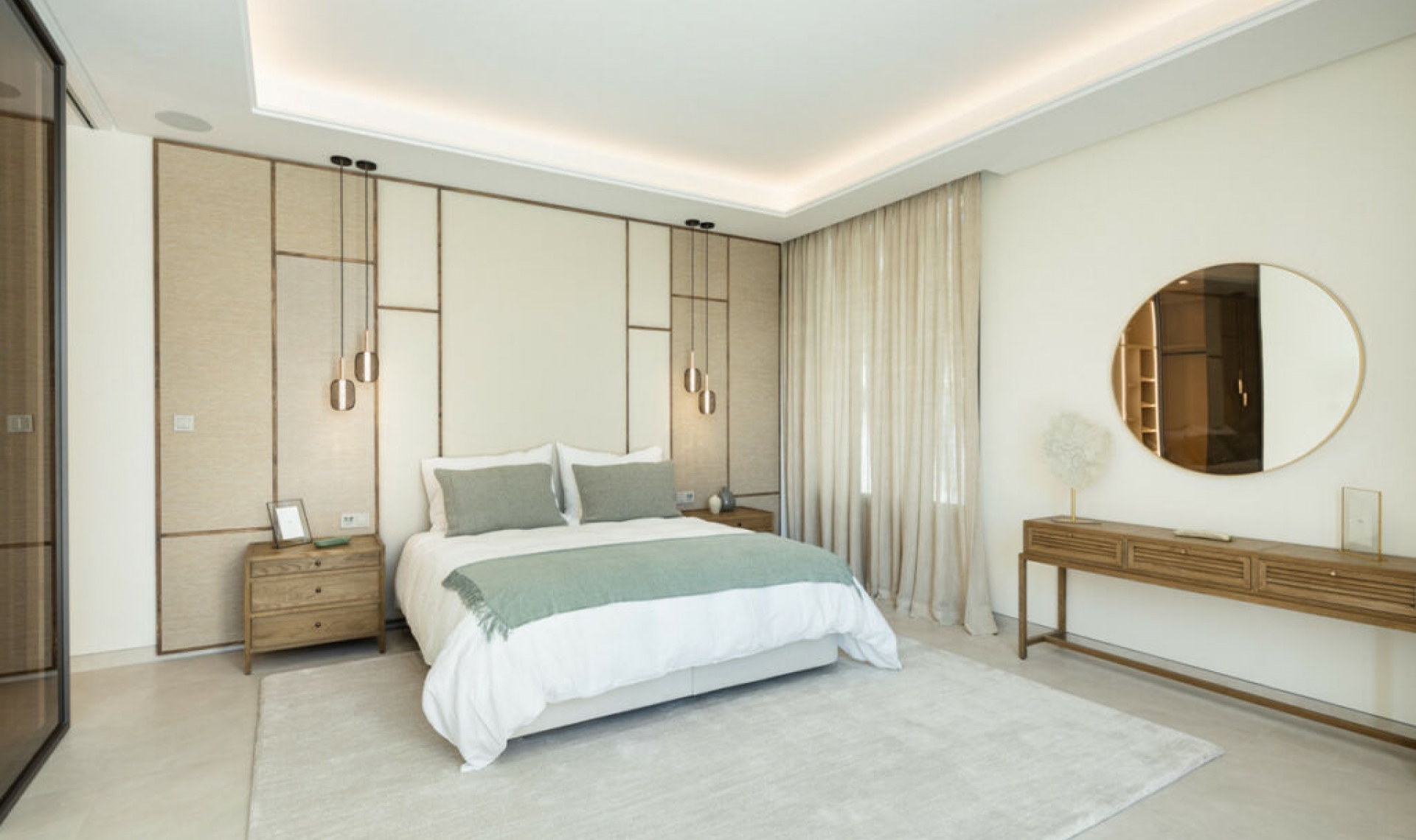 Resale - House -
Nueva Andalucía