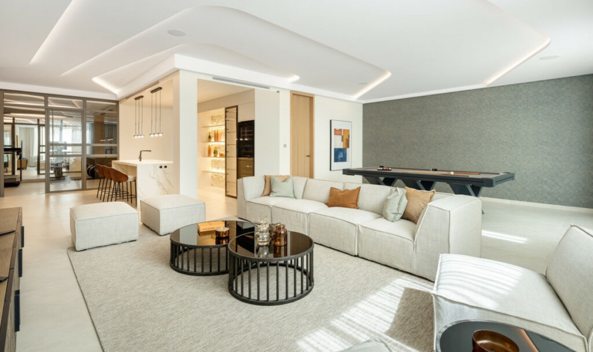 Resale - House -
Nueva Andalucía