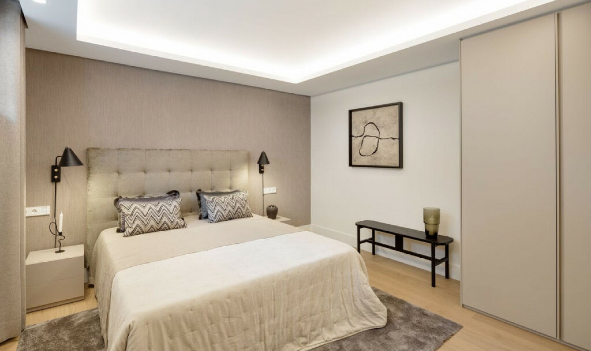 Resale - House -
Nueva Andalucía