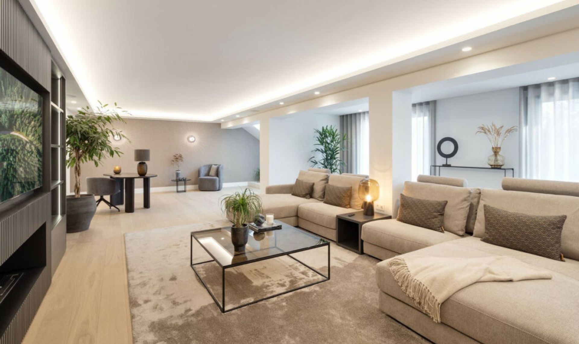 Resale - House -
Nueva Andalucía