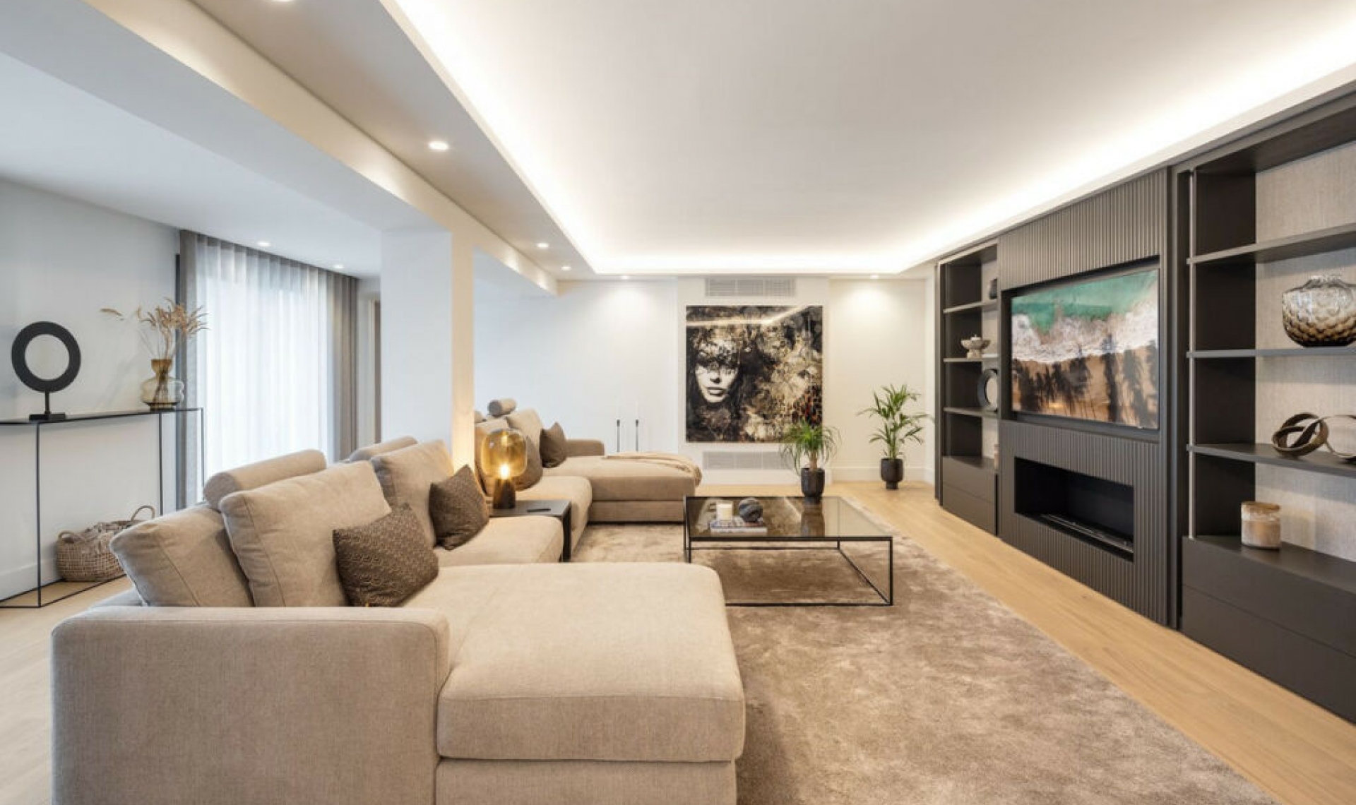 Resale - House -
Nueva Andalucía