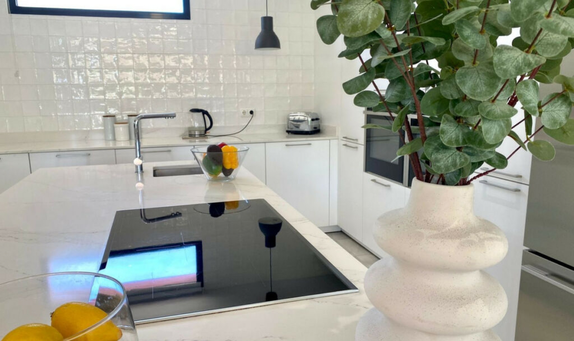 Resale - House -
Nueva Andalucía