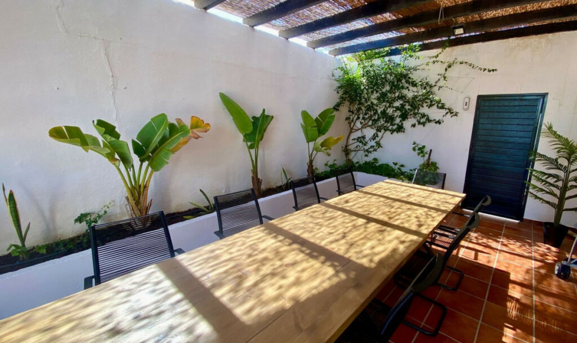 Resale - House -
Nueva Andalucía