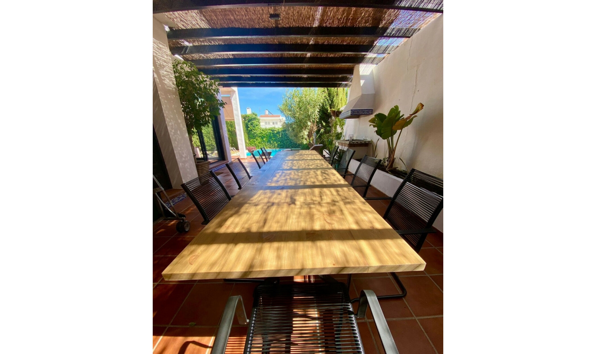 Resale - House -
Nueva Andalucía